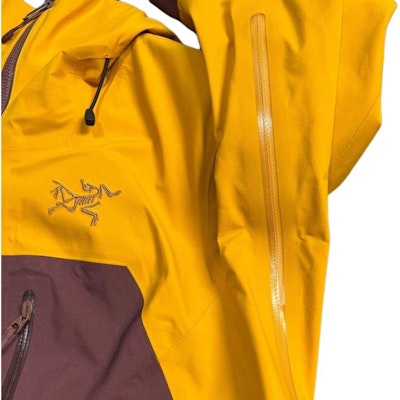 (Women) Arcteryx Arc'teryx Shashka Gore-Tex Jacket Waterproof Windproof Breathable Coat. 25747 Details for (Women) Arcteryx Arc'teryx Shashka Gore-Tex Jacket Waterproof Windproof Breathable Coat. 25747