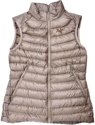 (Women) Arcteryx Arc'teryx Cerium LT Lightweight Down Vest - Solid Color Zip-Up 29907 Details for (Women) Arcteryx Arc'teryx Cerium LT Lightweight Down Vest - Solid Color Zip-Up 29907