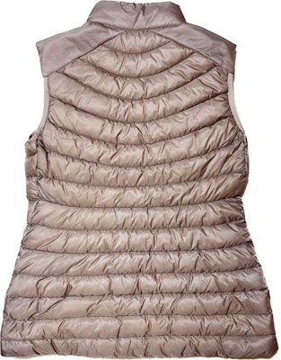 (Women) Arcteryx Arc'teryx Cerium LT Lightweight Down Vest - Solid Color Zip-Up 29907 Sizing (Women) Arcteryx Arc'teryx Cerium LT Lightweight Down Vest - Solid Color Zip-Up 29907