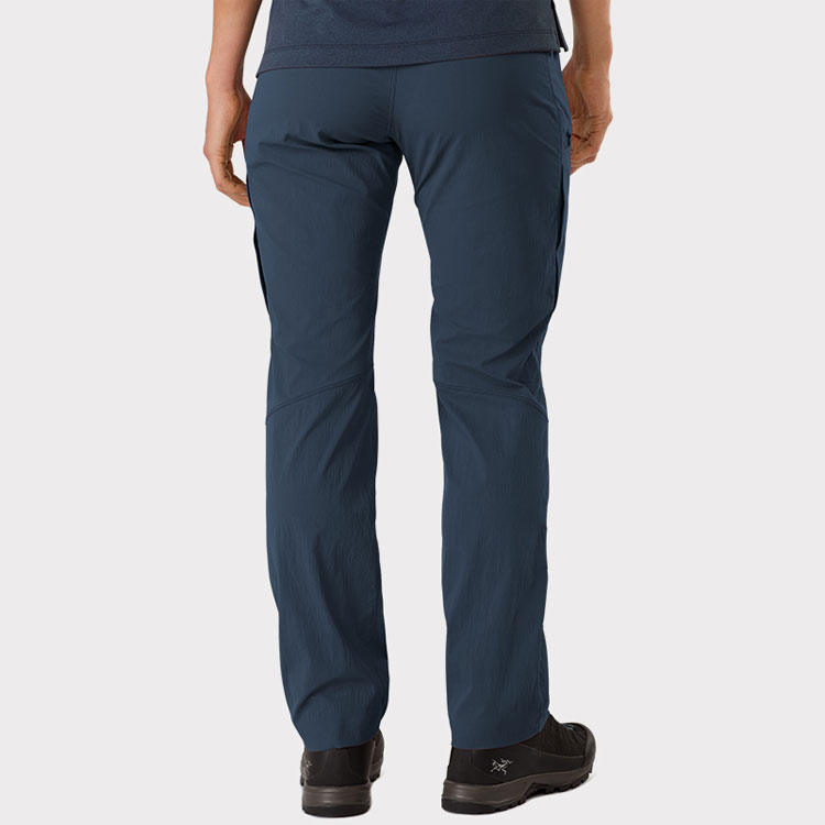 Shop (W) Pantalones Casuales Arcteryx Arc''teryx Palisade con Logo y Tiro Medio. 22402