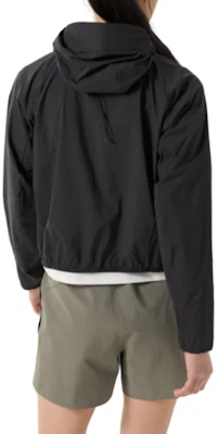 (W) 始祖鸟 Stowe Windshell 连帽拉链防风外套。 28913 Sizing (W) 始祖鸟 Stowe Windshell 连帽拉链防风外套。 28913