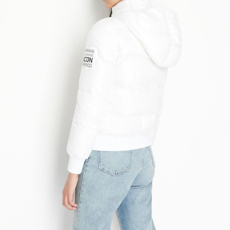 Purchase (W) ARMANI EXCHANGE AE FW22 Jaket Putih Solid dengan Cetakan Huruf 8NYB40-YNYNZ-11100