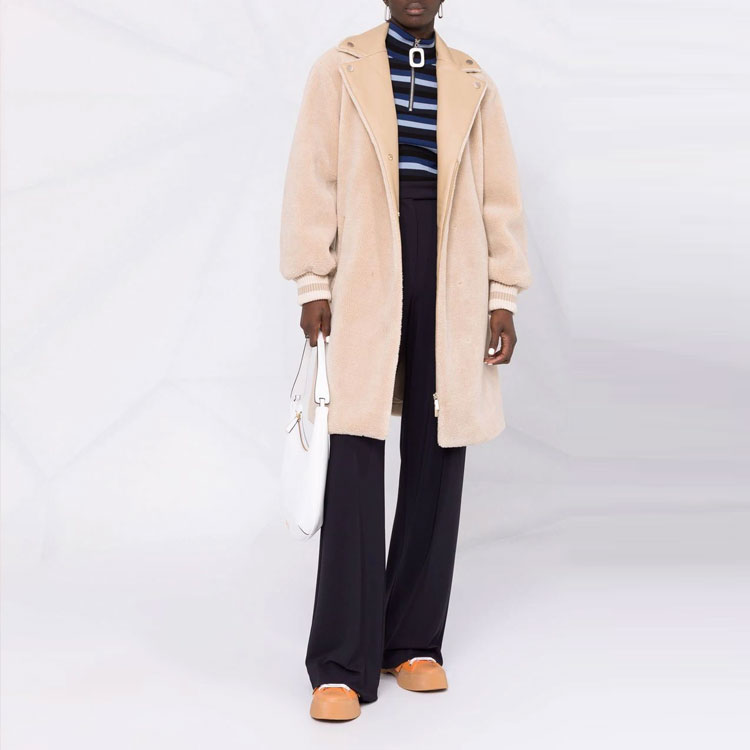 Lookbook (Women) Armani Exchange Beige Fleece Collar Coat Jacket. 6KYK20-YNUSZ-1678