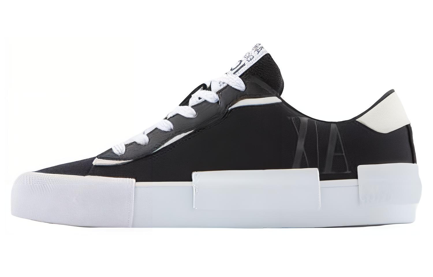 (W) Armani Exchange Leather Low-Top 'Black Fashion'