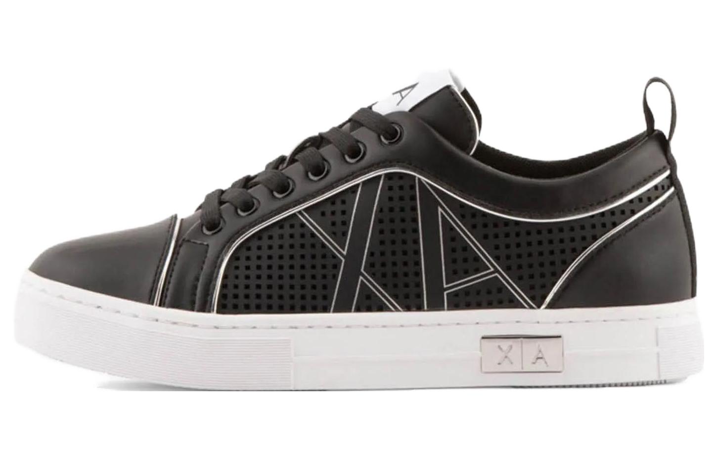 (W) Armani Exchange Leather Low Top 'Black'