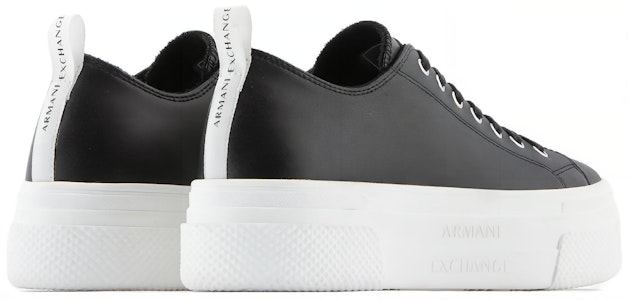 (W) Armani Exchange Sepatu Kulit Platform Rendah 'Hitam' XDX095XV5711N642 Lookbook (W) Armani Exchange Sepatu Kulit Platform Rendah 'Hitam' XDX095XV5711N642
