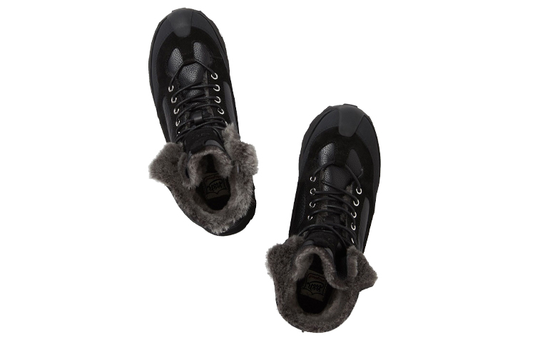 Shop (W) Ash 高帮休闲厚底运动鞋 '黑色仿皮草' FW20-S-134378-001