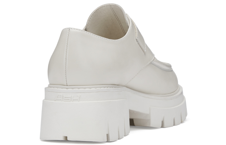 Lookbook (W) Ash Slip-On 'Kulit Beige' FW22-M-135468-001