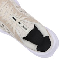 (W) ASICS Versablast 3 Avena/Negro 1012B511-250 Sizing (W) ASICS Versablast 3 Avena/Negro 1012B511-250