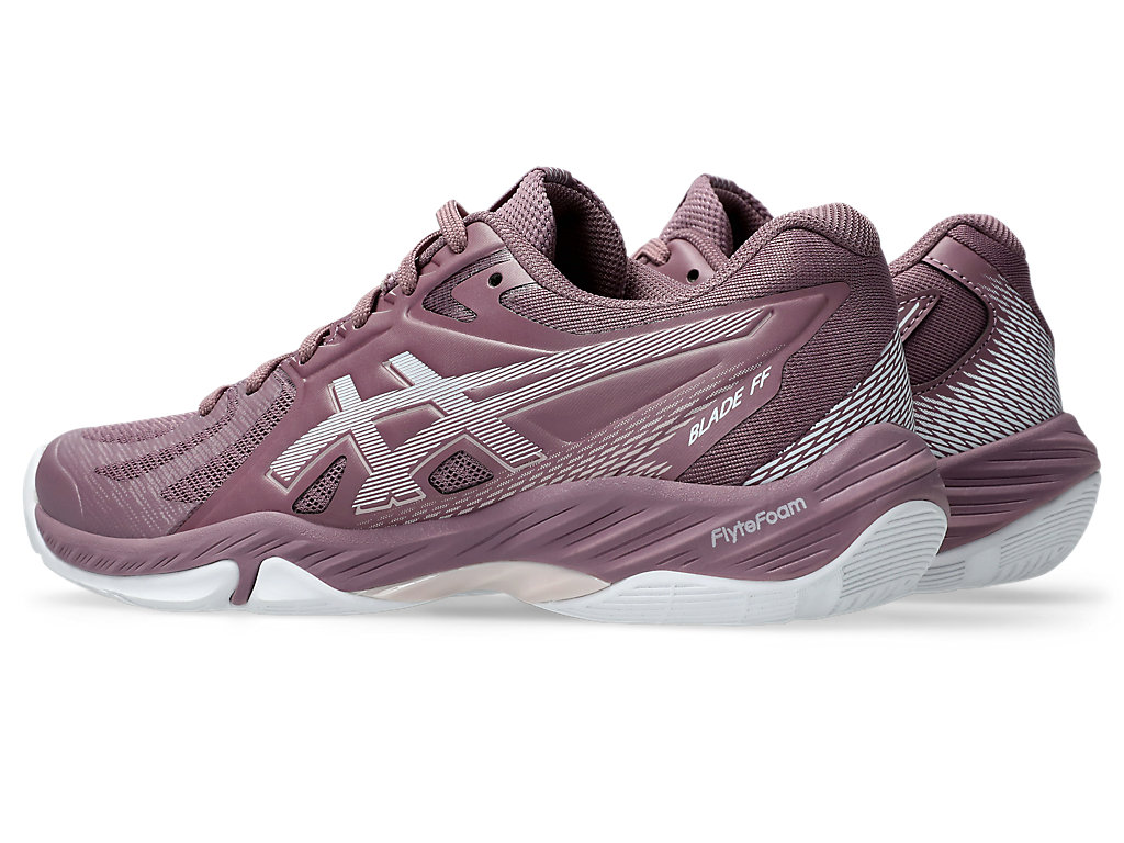 Lookbook (W) 亚瑟士 Blade Ff '尘褐白' 1072A094-500