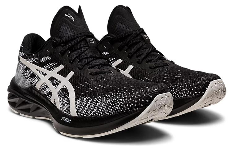 Lookbook (W) ASICS DynaBlast 3 ''Zwart Wit'' 1012B289-002