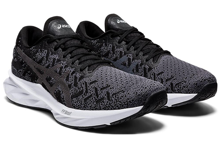 Lookbook (W) ASICS DynaBlast ''Schwarz'' 1012A701-001