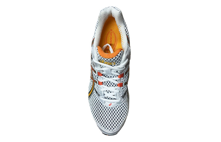 Lookbook (W) ASICS Gel-Cumulus 11 'Blanco Amarillo'. T997N-0177