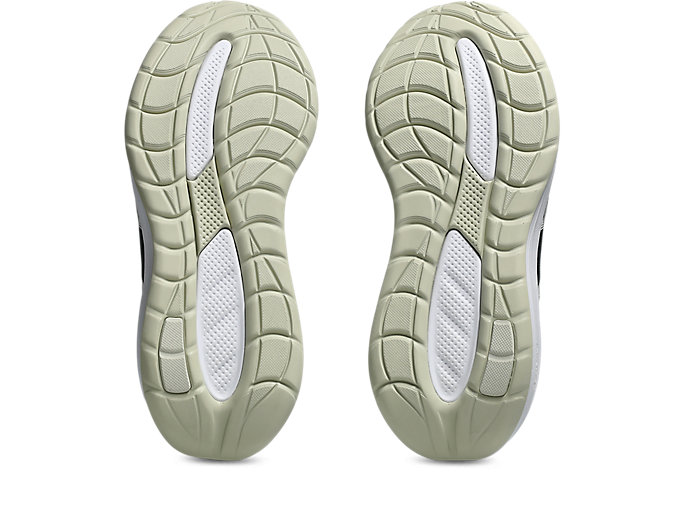 Sizing (W) 아식스 젤-큐뮬러스 28 러닝화 블랙/화이트 1012B916-002