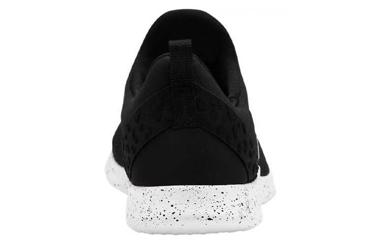 Lookbook (W) ASICS Gel-Fit Sana 4 ''Nero'' 1032A004-001