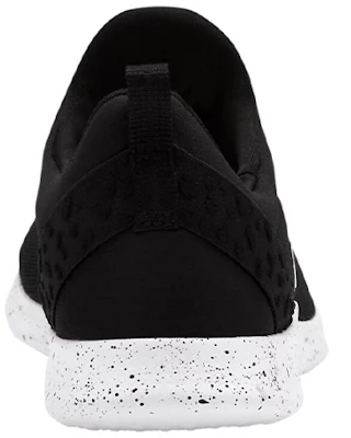 (W) ASICS Gel-Fit Sana 4 ''Nero'' 1032A004-001 Lookbook (W) ASICS Gel-Fit Sana 4 ''Nero'' 1032A004-001