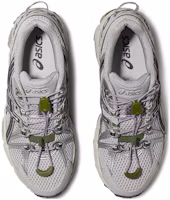 Shop Asics Gel-Kahana 8 舒適萬用 防滑耐磨 低筒 跑步鞋 女款 灰色