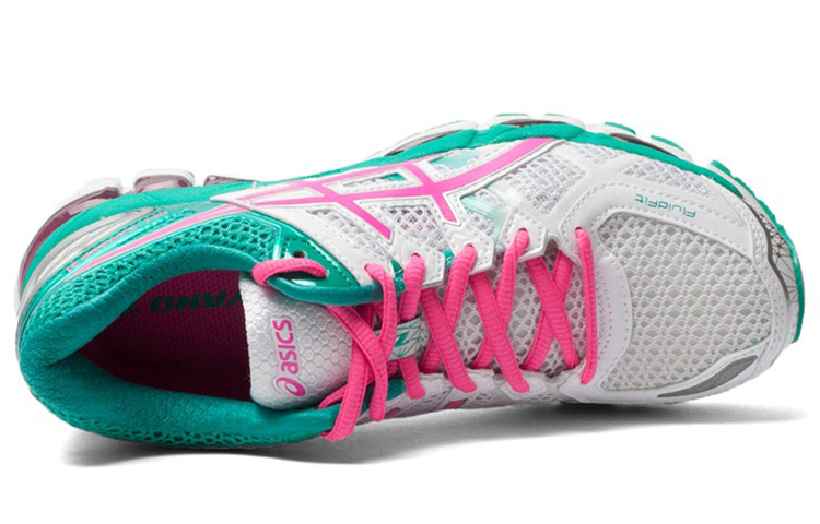 Shop Asics Gel-Kayano 21 輕盈耐磨防滑 低筒運動鞋 女款 白紅綠