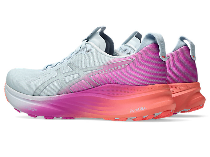 Shop (W) 亚瑟士 GEL-KAYANO 32 跑鞋 天空色/数码樱花配色 1012C045-400