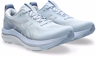 Lookbook (W) ASICS Gel-Kayano 33 D a pianta larga ''Solid Air Soft Sky'' 1012B992-400