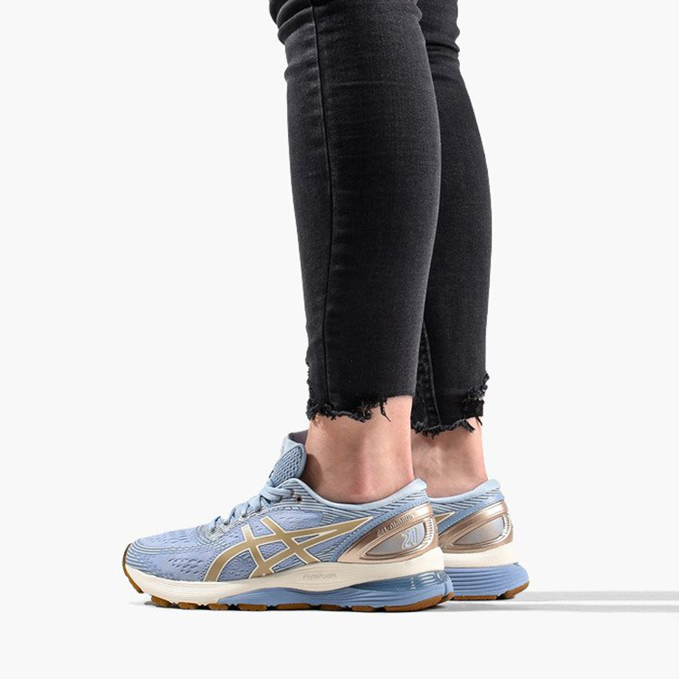 Sizing (W) ASICS Gel-Nimbus 21 Nebbia Mandorla Glassata 1012A552-400