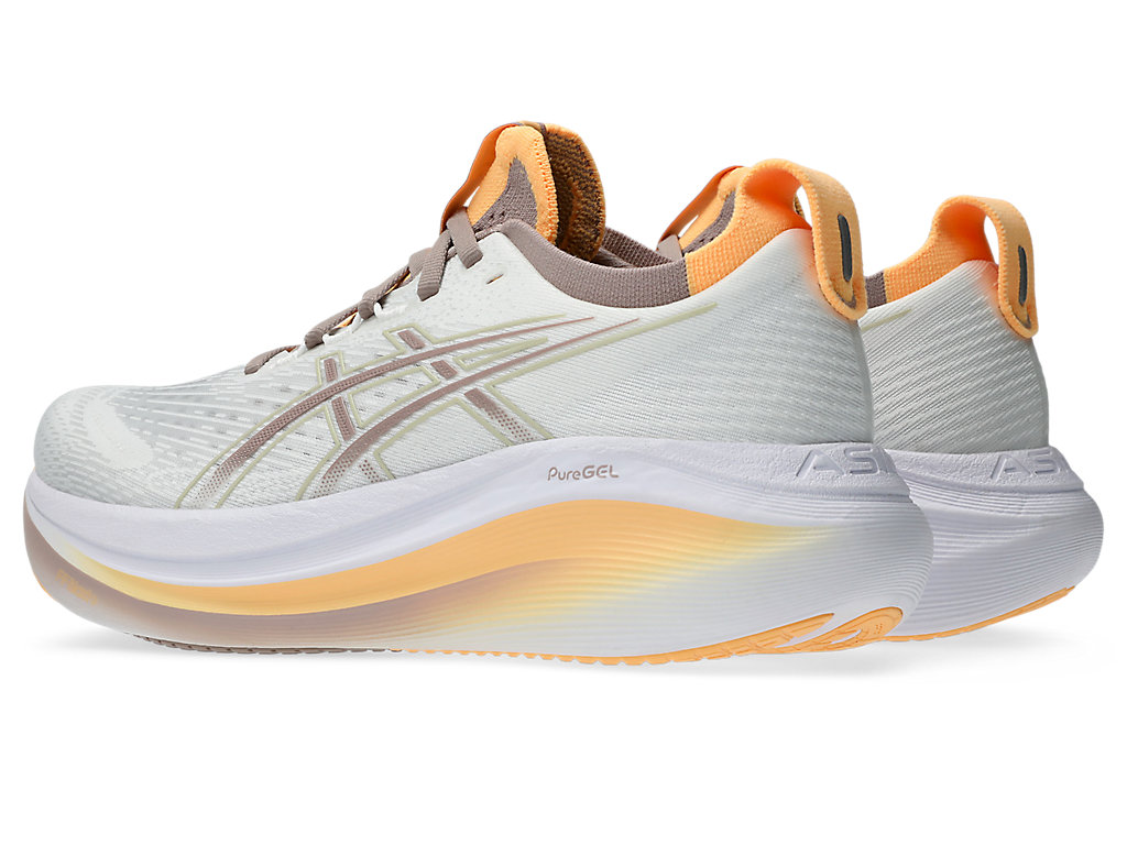 Shop (W) ASICS GEL-NIMBUS 27 跑鞋 白色/浅褐色 1012B753-103