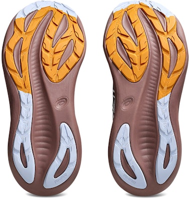 (W) 아식스 젤-님버스 27 TR 스니커즈 네이처 베이딩/다크 레드 플래닛 1012B908-600 Sizing (W) 아식스 젤-님버스 27 TR 스니커즈 네이처 베이딩/다크 레드 플래닛 1012B908-600