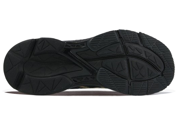 Shop (W) ASICS Gel-Noosa Tri 11 /Doré ''Noir'' 1012A539-001