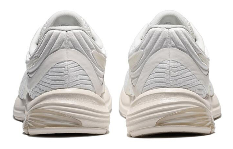 Lookbook (W) ASICS Gel-Pulse 11 Warna Putih 1012B138-102