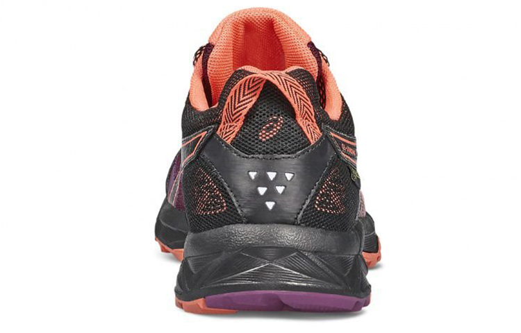 Shop Asics Gel-Sonoma 3 G TX 舒適透氣 簡約運動跑步鞋 女款 紫羅蘭色