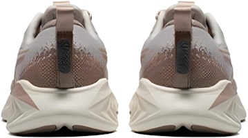 (W) ASICS Gel Cumulus 25 'Nagino' Sepatu Lari 1012B441-250 Lookbook (W) ASICS Gel Cumulus 25 'Nagino' Sepatu Lari 1012B441-250