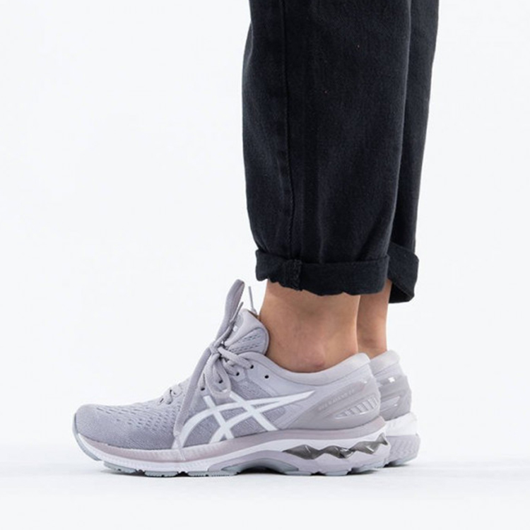 Sizing (W) ASICS Gel Kayano 27 ''Haze'' Hardloopschoenen 1012A649-250