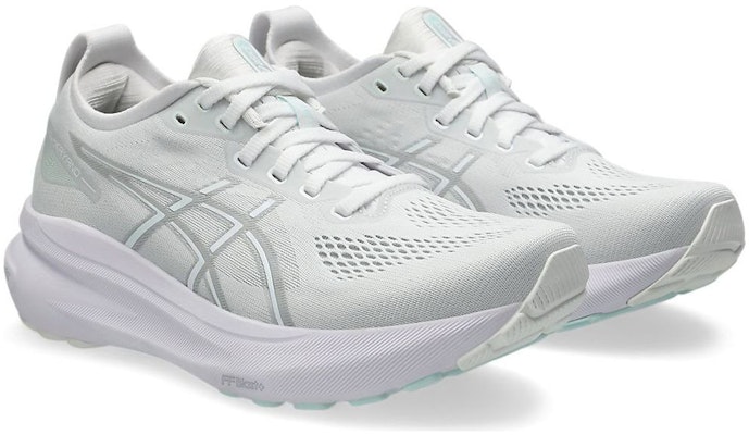 (Women) ASICS Gel Kayano 31 'Triple White' 1012B670-101 Lookbook (Women) ASICS Gel Kayano 31 'Triple White' 1012B670-101