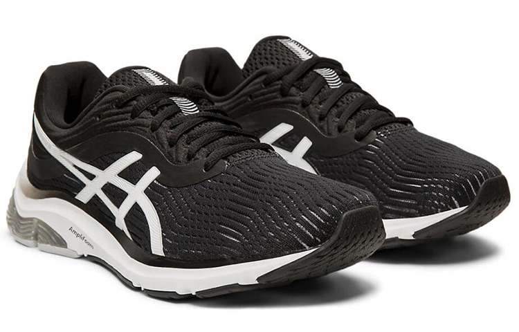 Lookbook (W) ASICS Gel Pulse 11 ''Schwarz Piedmont Grau'' 1012A467-001