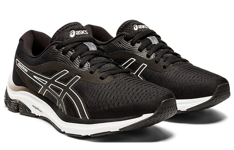 Lookbook (W) ASICS Gel Pulse 12 ''Schwarz Weiß'' 1012A724-001