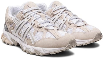 Asics Gel-Sonoma 15-50 防滑耐磨透氣 低筒 跑步鞋 女款 米白 Lookbook Asics Gel-Sonoma 15-50 防滑耐磨透氣 低筒 跑步鞋 女款 米白