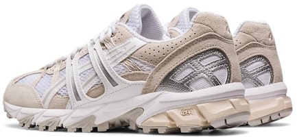 Asics Gel-Sonoma 15-50 防滑耐磨透氣 低筒 跑步鞋 女款 米白 Shop Asics Gel-Sonoma 15-50 防滑耐磨透氣 低筒 跑步鞋 女款 米白