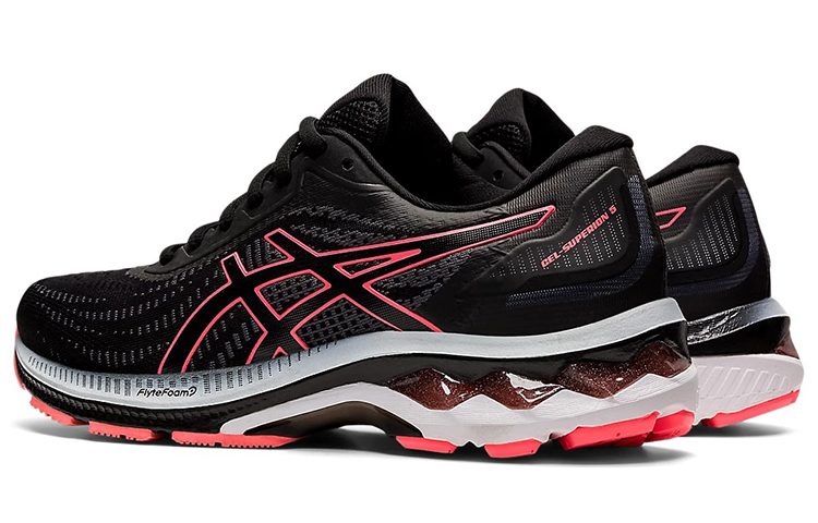 Shop (W) ASICS Gel Superion 5 '黑色炽焰珊瑚'运动鞋 1012B221-001