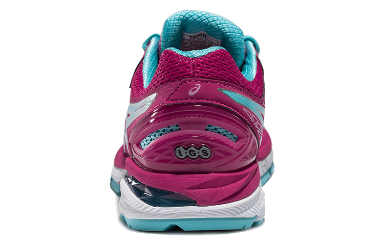 Shop Asics Gt-2000 4 透氣輕便舒適 低筒跑步鞋 女款 紫藍