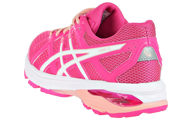 Shop Asics GT Xpress 防滑透氣 低筒運動跑步鞋 女款 粉