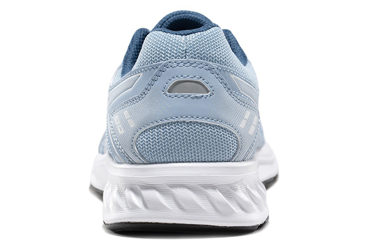 Shop Asics Jolt 2 透氣耐磨防滑 低筒 跑步鞋 女款 藍白
