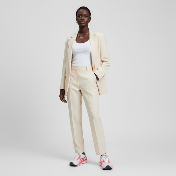 (W) ASICS Magic Speed 3 'Putih Merah Matahari Terbit' 1012B652-100 Lookbook (W) ASICS Magic Speed 3 'Putih Merah Matahari Terbit' 1012B652-100