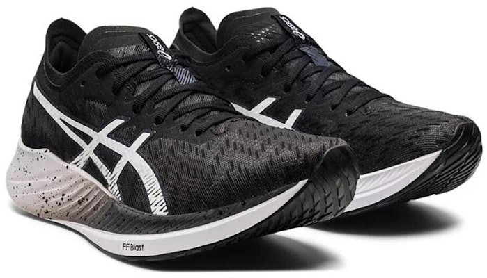 (Women) ASICS Magic Speed Carbon 'Black White' 1012A895-001 Lookbook (Women) ASICS Magic Speed Carbon 'Black White' 1012A895-001
