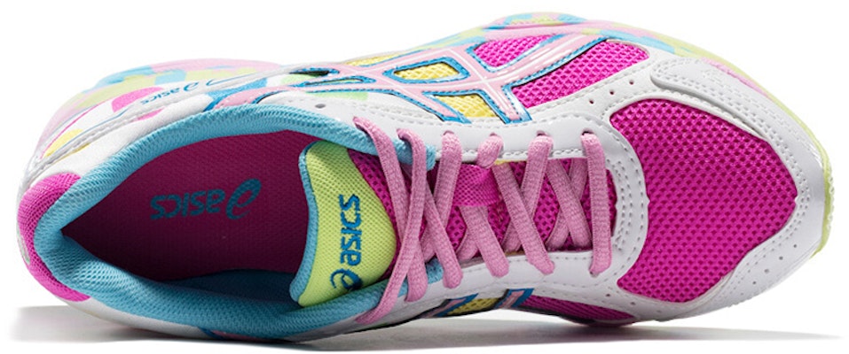 (W) Sepatu ASICS Maverick 2 Putih Pink 'Pink Biru' T25XQ-2020 Lookbook (W) Sepatu ASICS Maverick 2 Putih Pink 'Pink Biru' T25XQ-2020