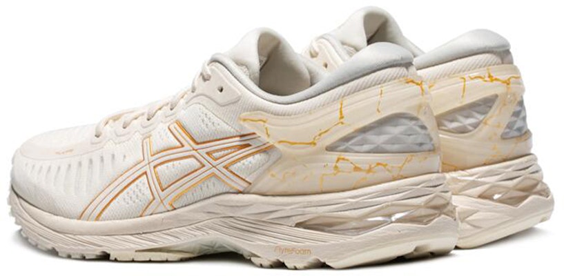 (W) ASICS Metarun Putih/Emas 1012B139-100 Lookbook (W) ASICS Metarun Putih/Emas 1012B139-100