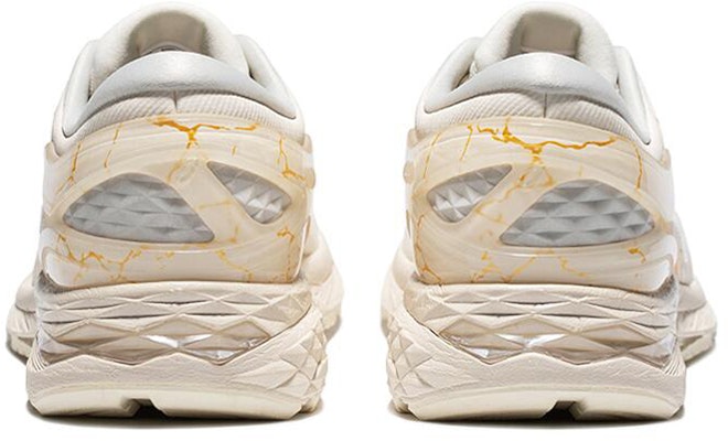 (W) ASICS Metarun Putih/Emas 1012B139-100 Shop (W) ASICS Metarun Putih/Emas 1012B139-100