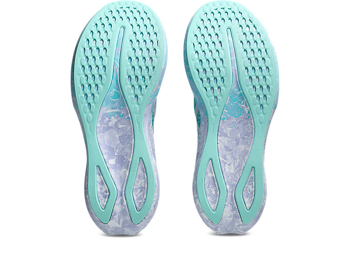 Sizing (Women) ASICS Noosa Tri 16 Running Shoes. White/Illuminate Mint 1012B675-102