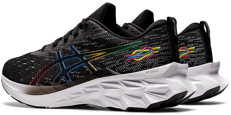 (W) ASICS Novablast 2 'Hitam Putih Multicolor' 1012B252-001 Shop (W) ASICS Novablast 2 'Hitam Putih Multicolor' 1012B252-001