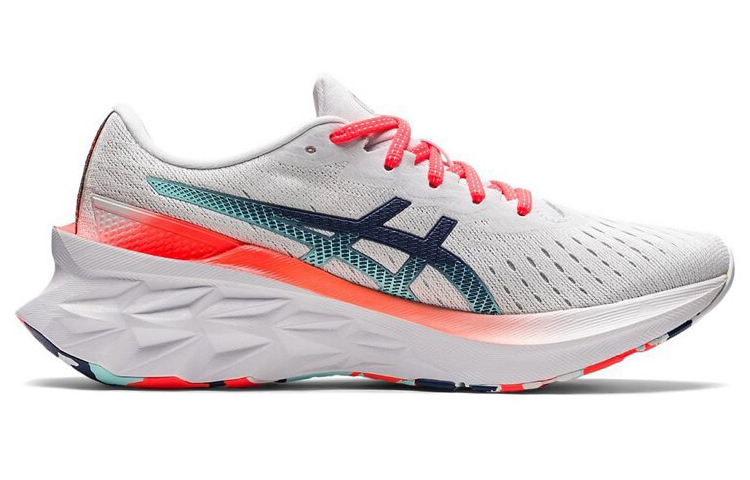 Order (W) ASICS Novablast 2 'Perayaan Olahraga Pack' 1012B152-960
