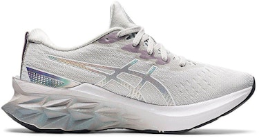(W) ASICS Novablast 2 'Platino' 1012B131-020 Order (W) ASICS Novablast 2 'Platino' 1012B131-020